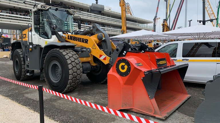 Įmonės atstovai lankosi pasaulinėje parodoje „Bauma 2019“