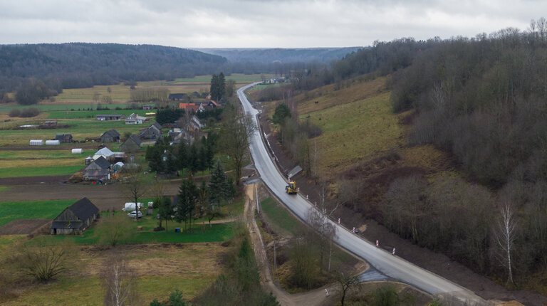 Savivaldybės raginamos saugiai organizuoti eismą prie kapinių Visų Šventųjų ir Vėlinių dienomis