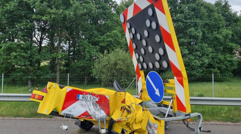 Vos prieš metus AB „Kelių priežiūra“ nupirktas mobilus smūgio slopintuvas išgelbėjo gyvybes