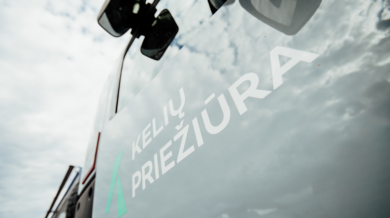 Pranešama apie laikinus eismo ribojimus automagistralėje A1, ties Biruliškių viaduku